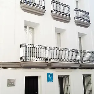 Alcazar Apartment